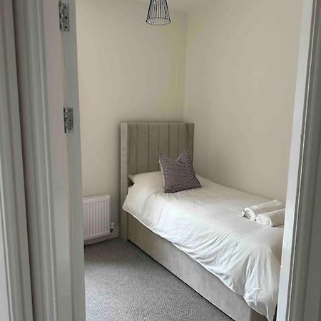 Modern Apartment, 1Km From City! Newcastle upon Tyne Eksteriør bilde