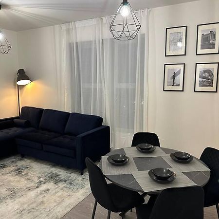 Modern Apartment, 1Km From City! Newcastle upon Tyne Eksteriør bilde