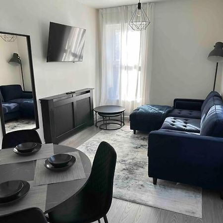 Modern Apartment, 1Km From City! Newcastle upon Tyne Eksteriør bilde