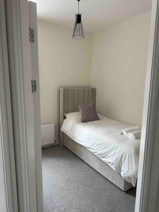 Modern Apartment, 1Km From City! Newcastle upon Tyne Eksteriør bilde